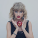 Illustration for article titled Taylor Swift Is Countersuing the Radio Host She Claims Lifted Her Skirt and Groped Her